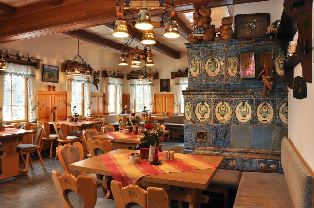 Hotel Gondelfahrt Kurort Jonsdorf Buitenkant foto