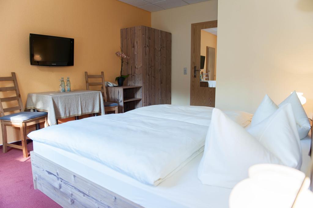 Hotel Gondelfahrt Kurort Jonsdorf Buitenkant foto