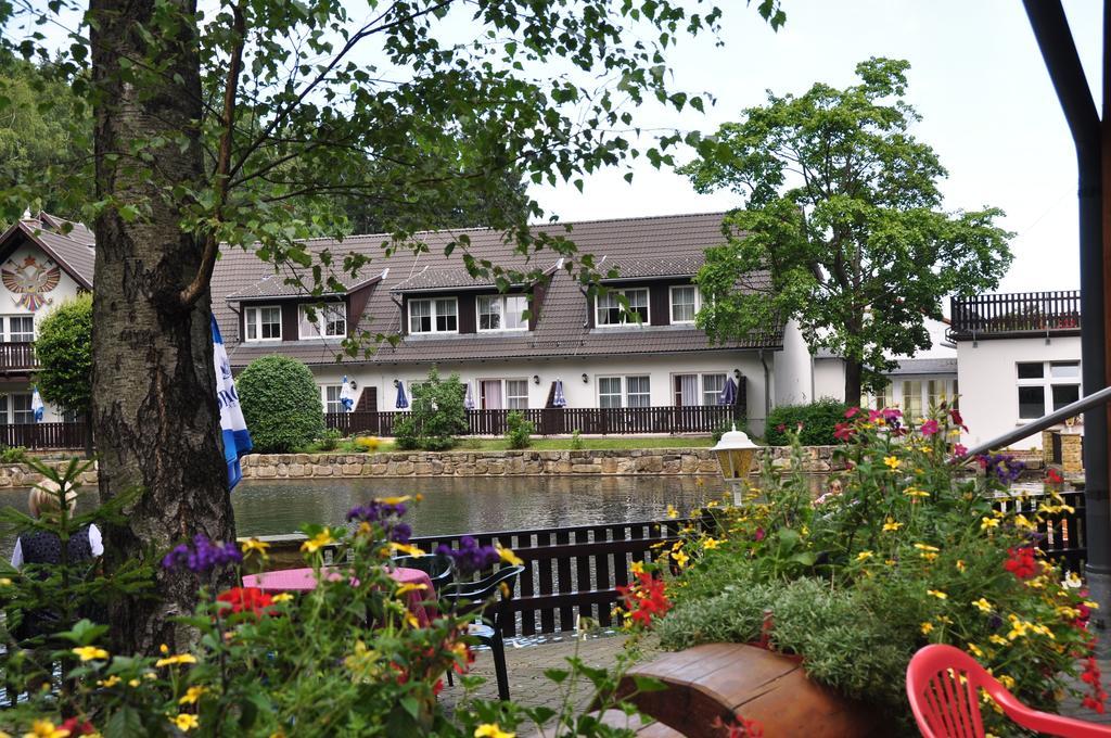 Hotel Gondelfahrt Kurort Jonsdorf Buitenkant foto